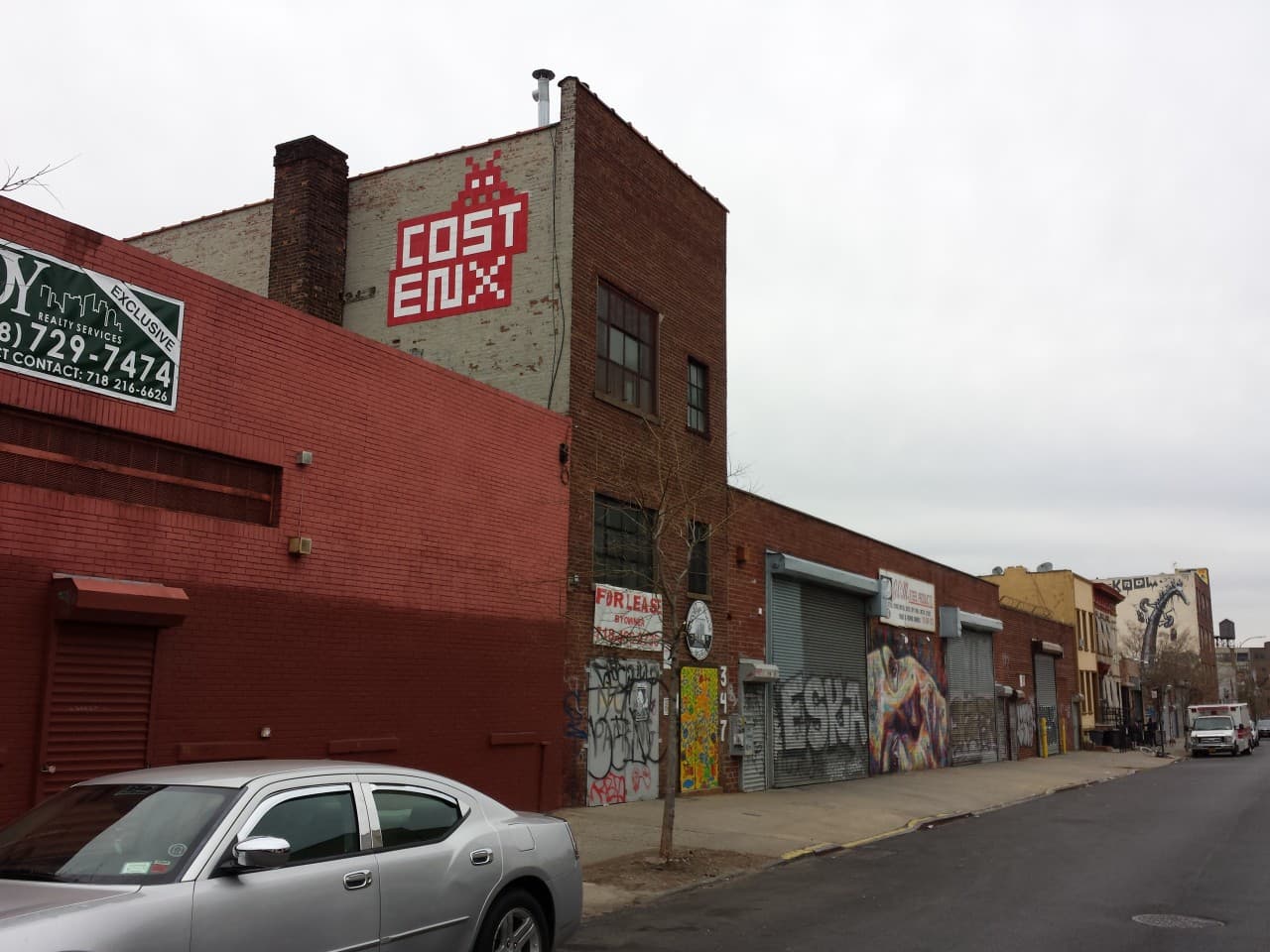 Invader NY_136