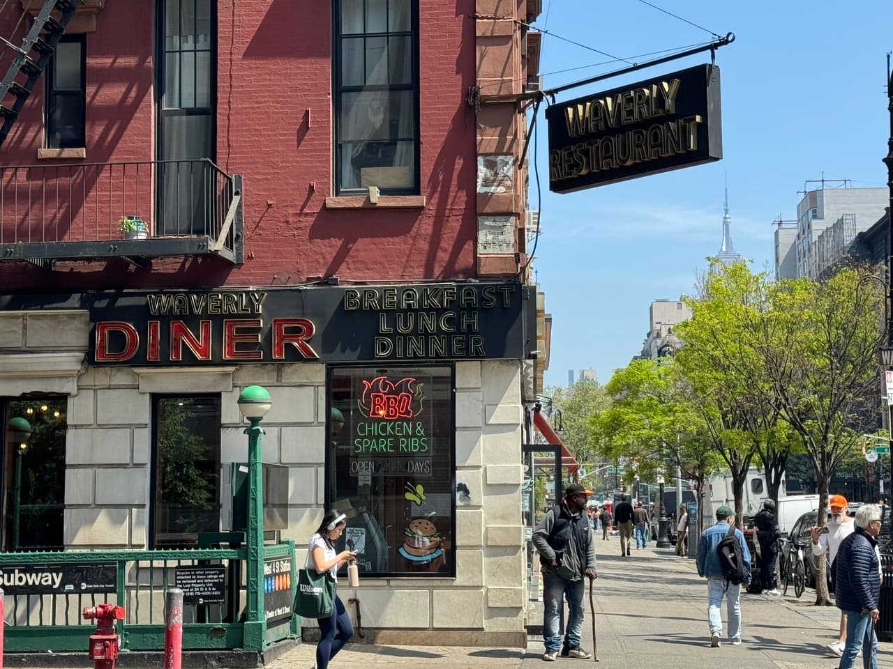 Invader NY_168
