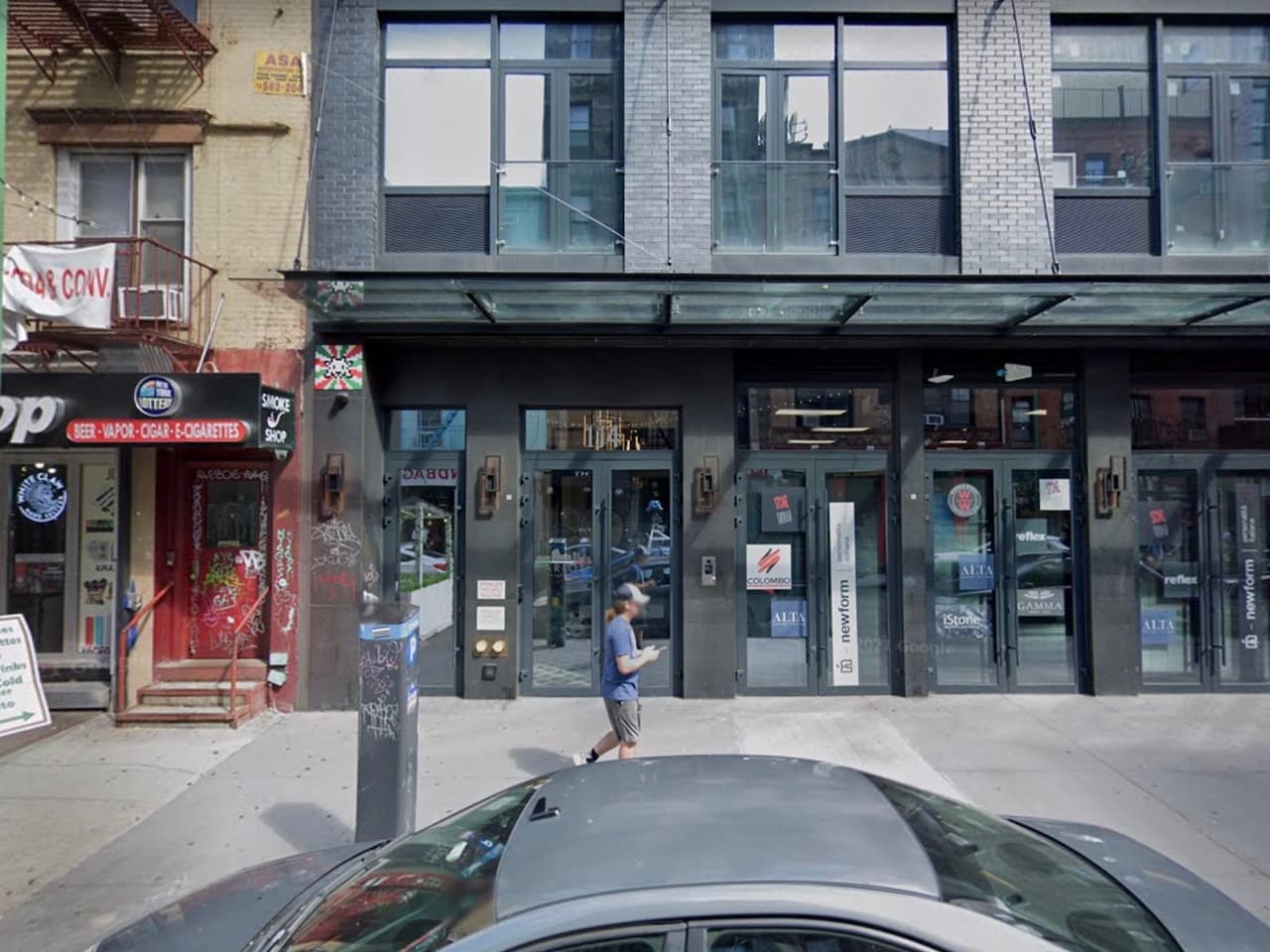 Invader NY_216