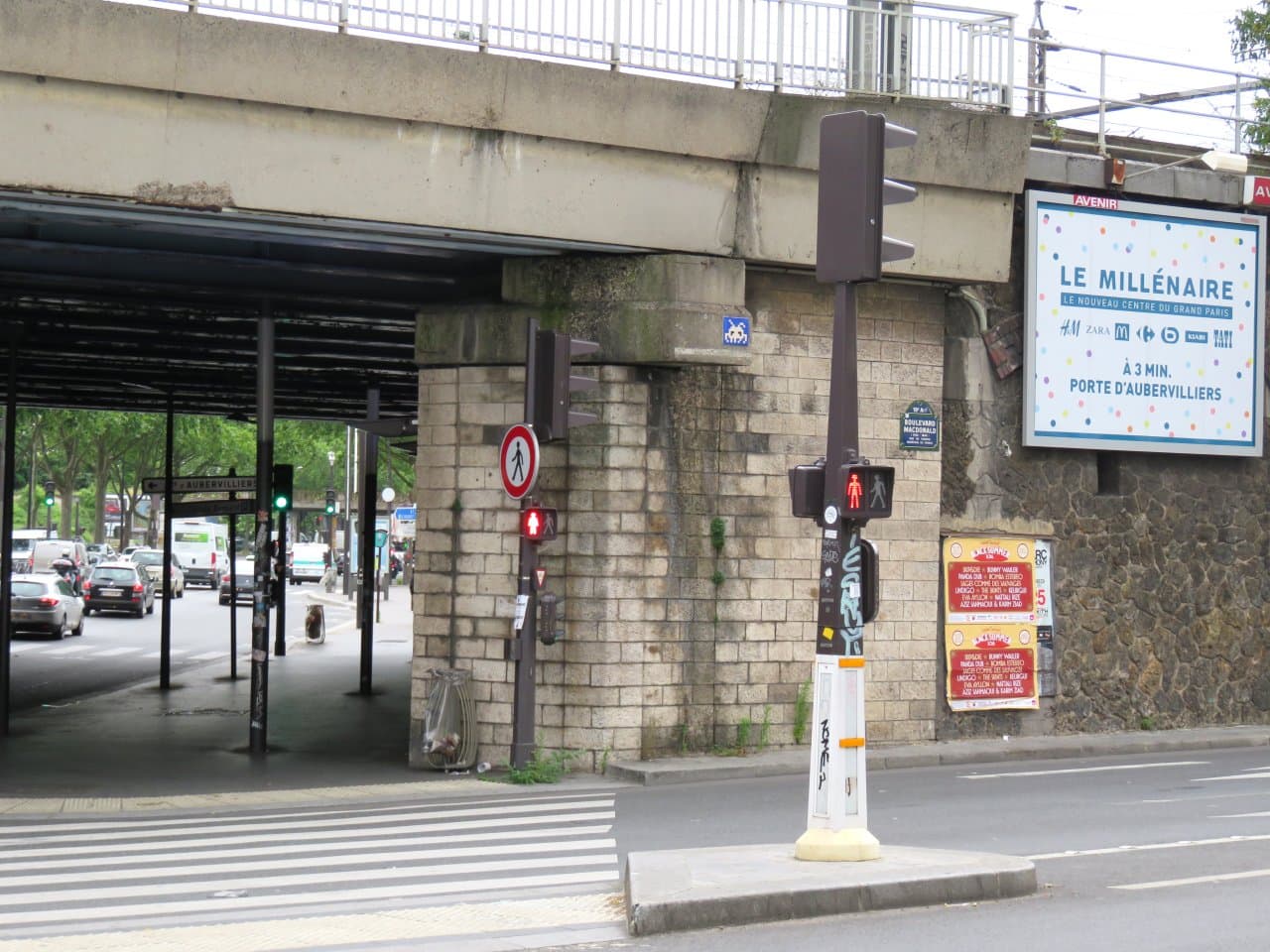 Invader PA_41