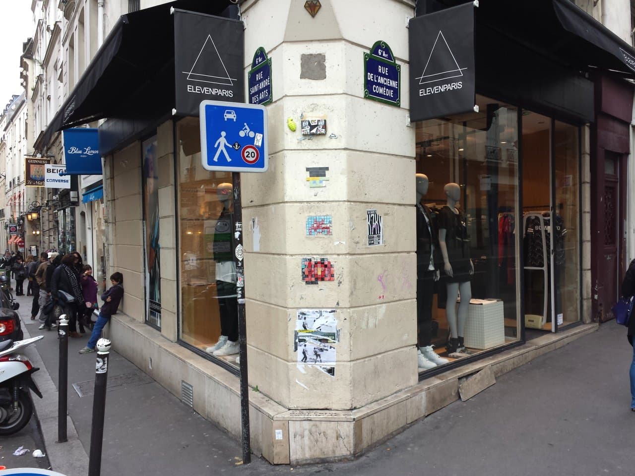 Invader PA_44