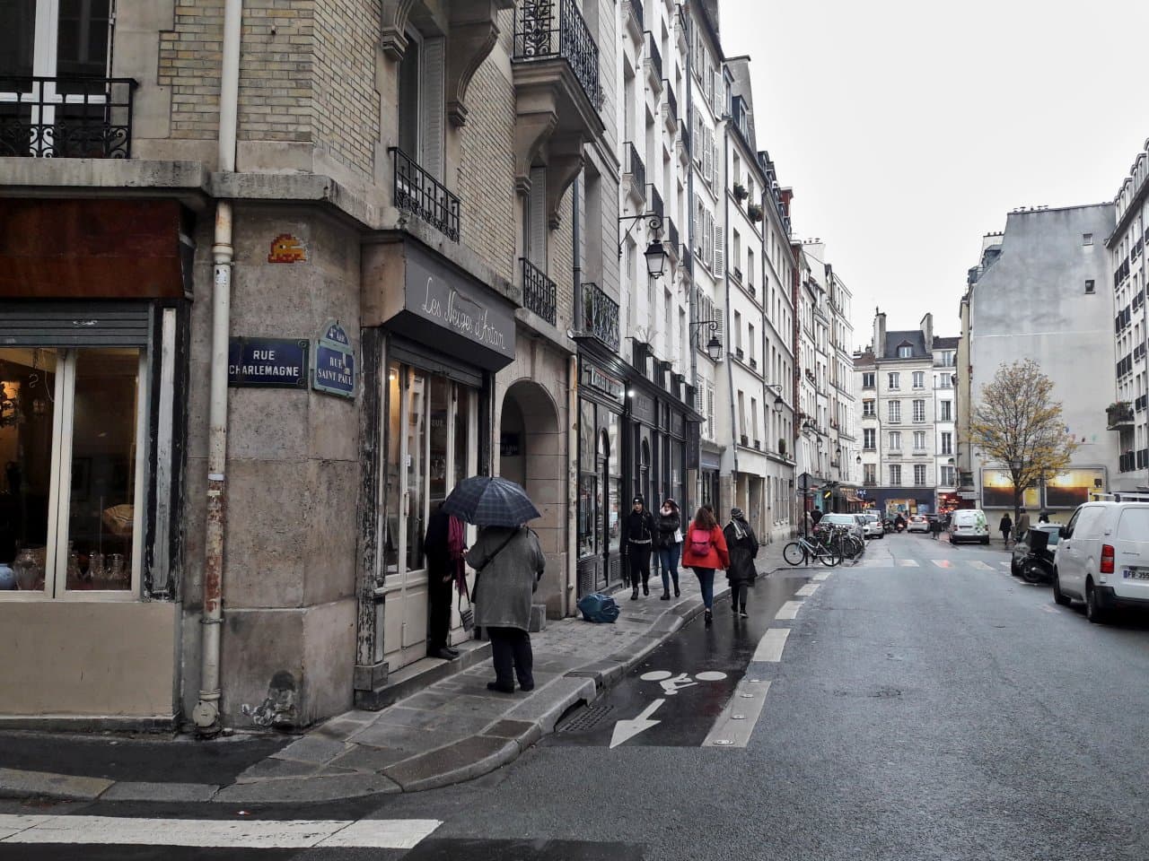 Invader PA_106