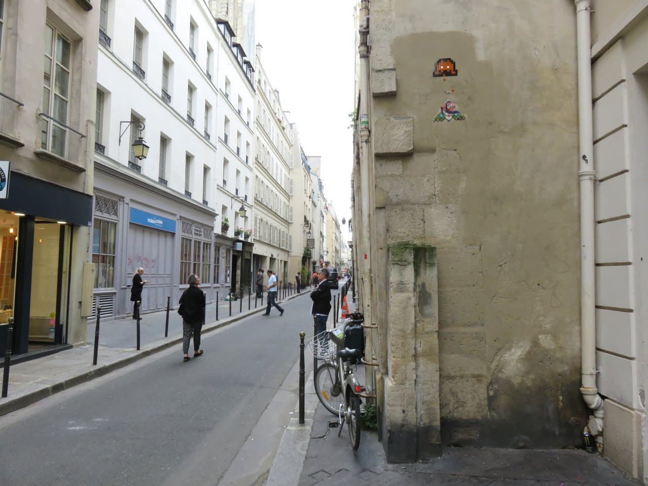 Invader PA_110
