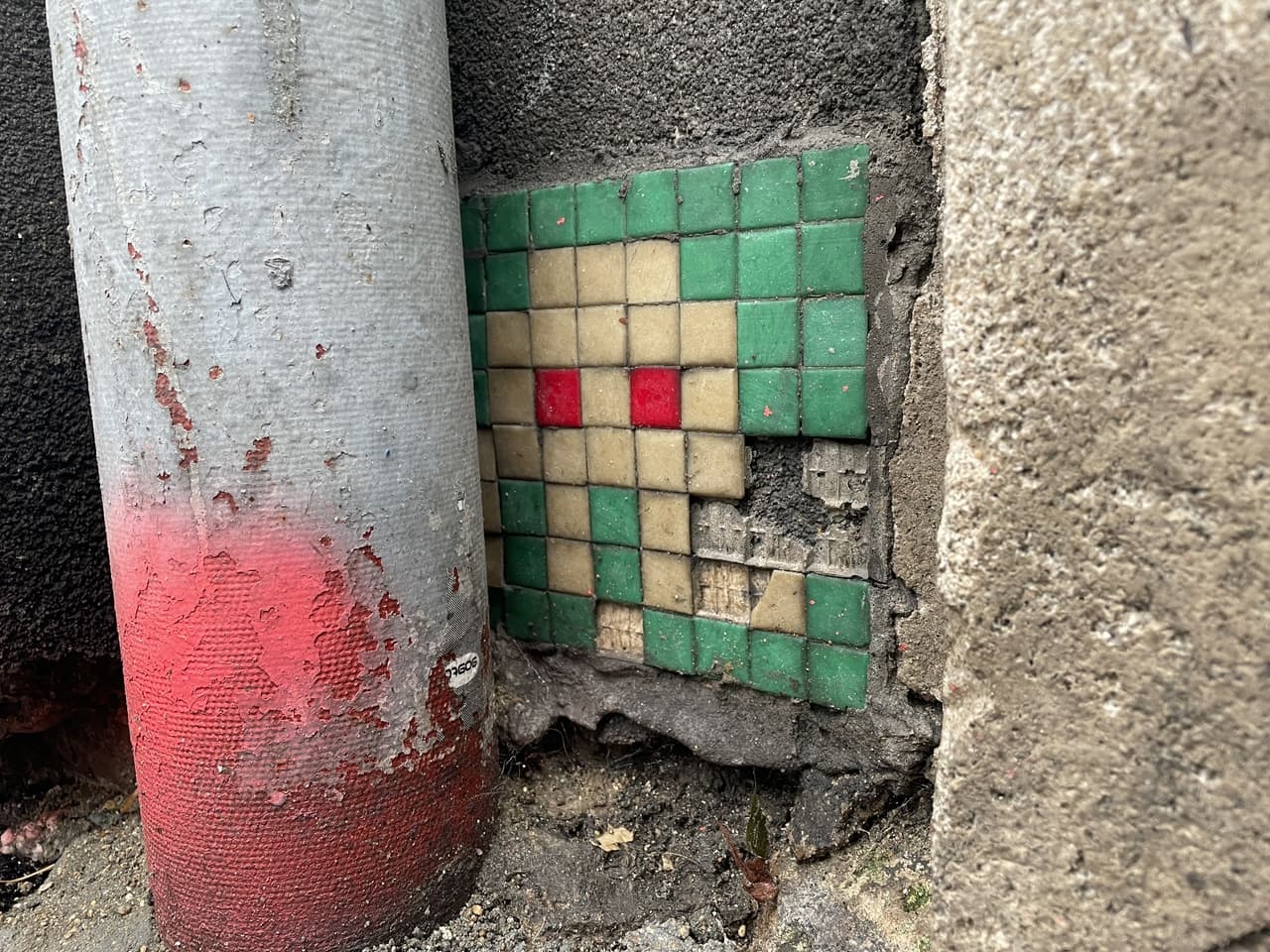 Invader PA_113