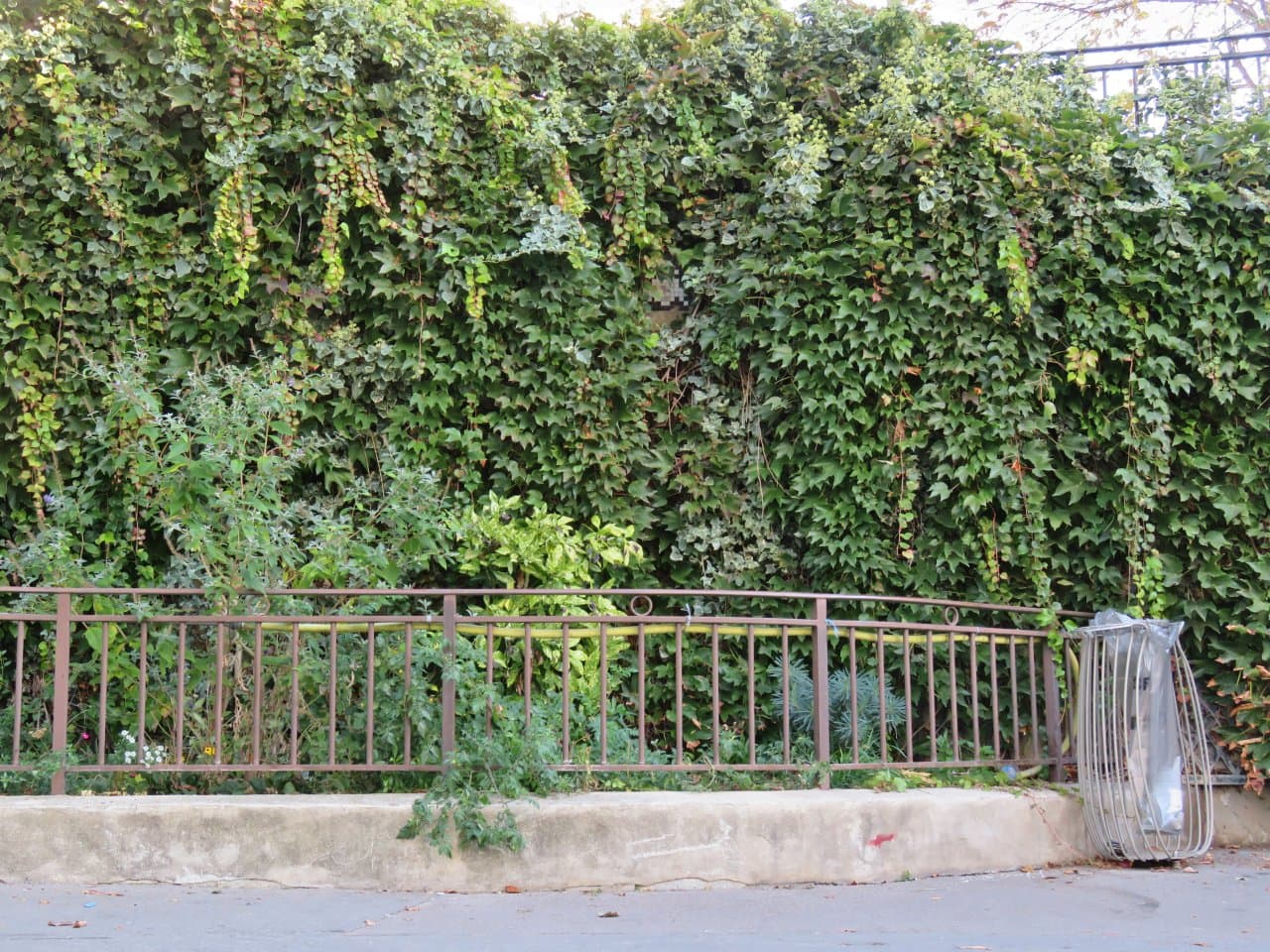 Invader PA_122