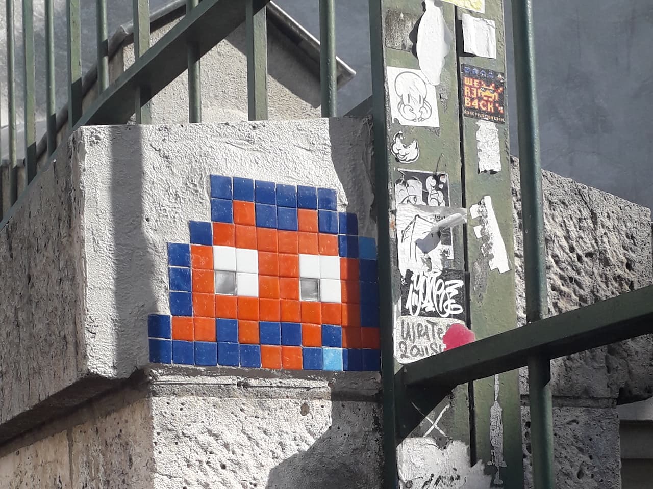 Invader PA_169