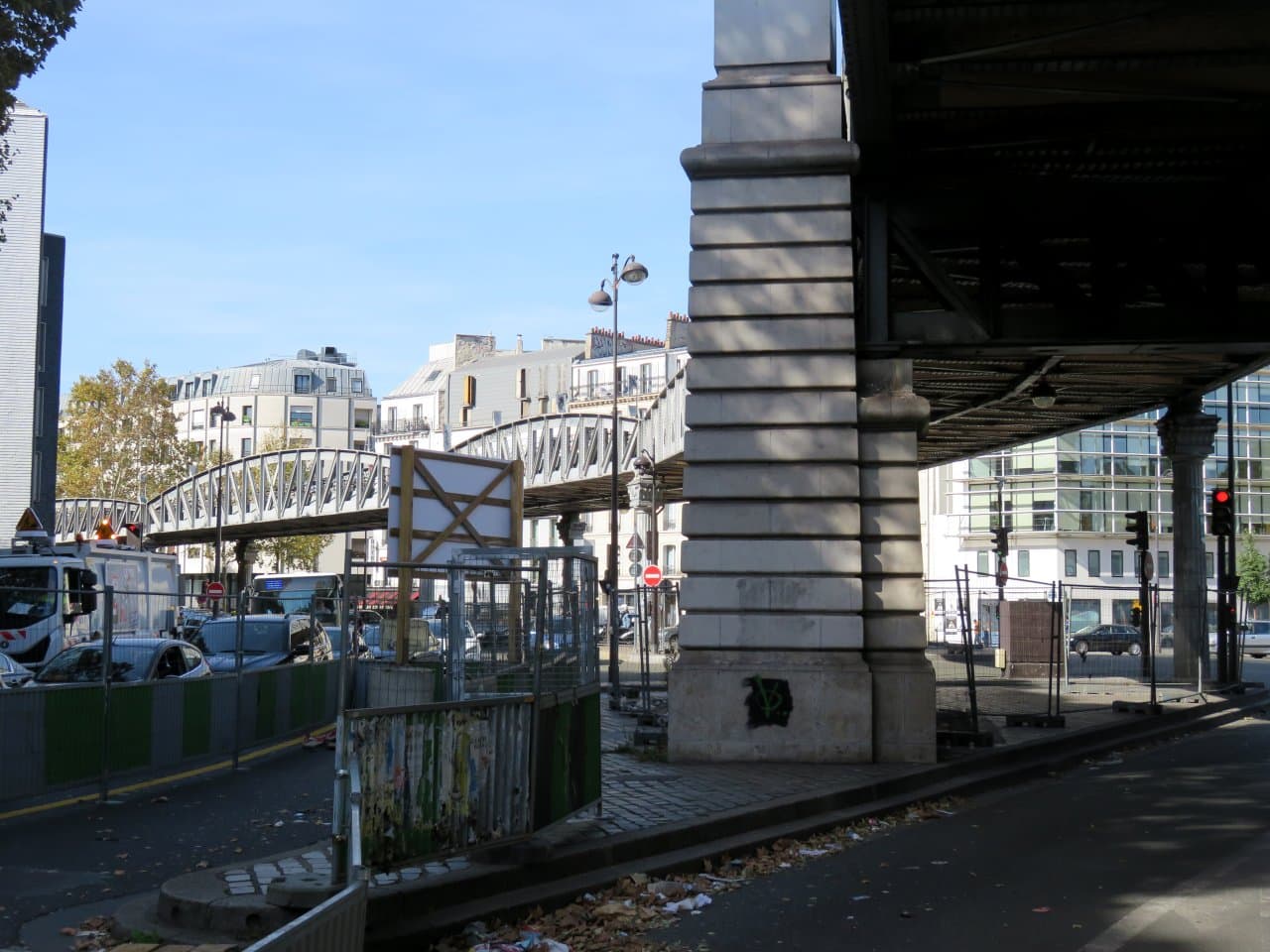Invader PA_196