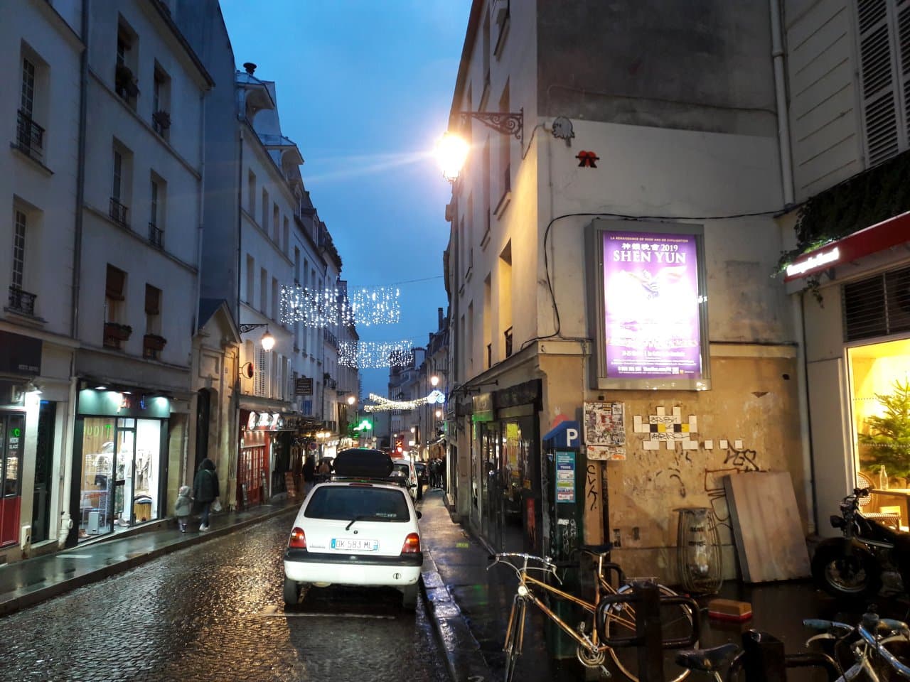 Invader PA_213