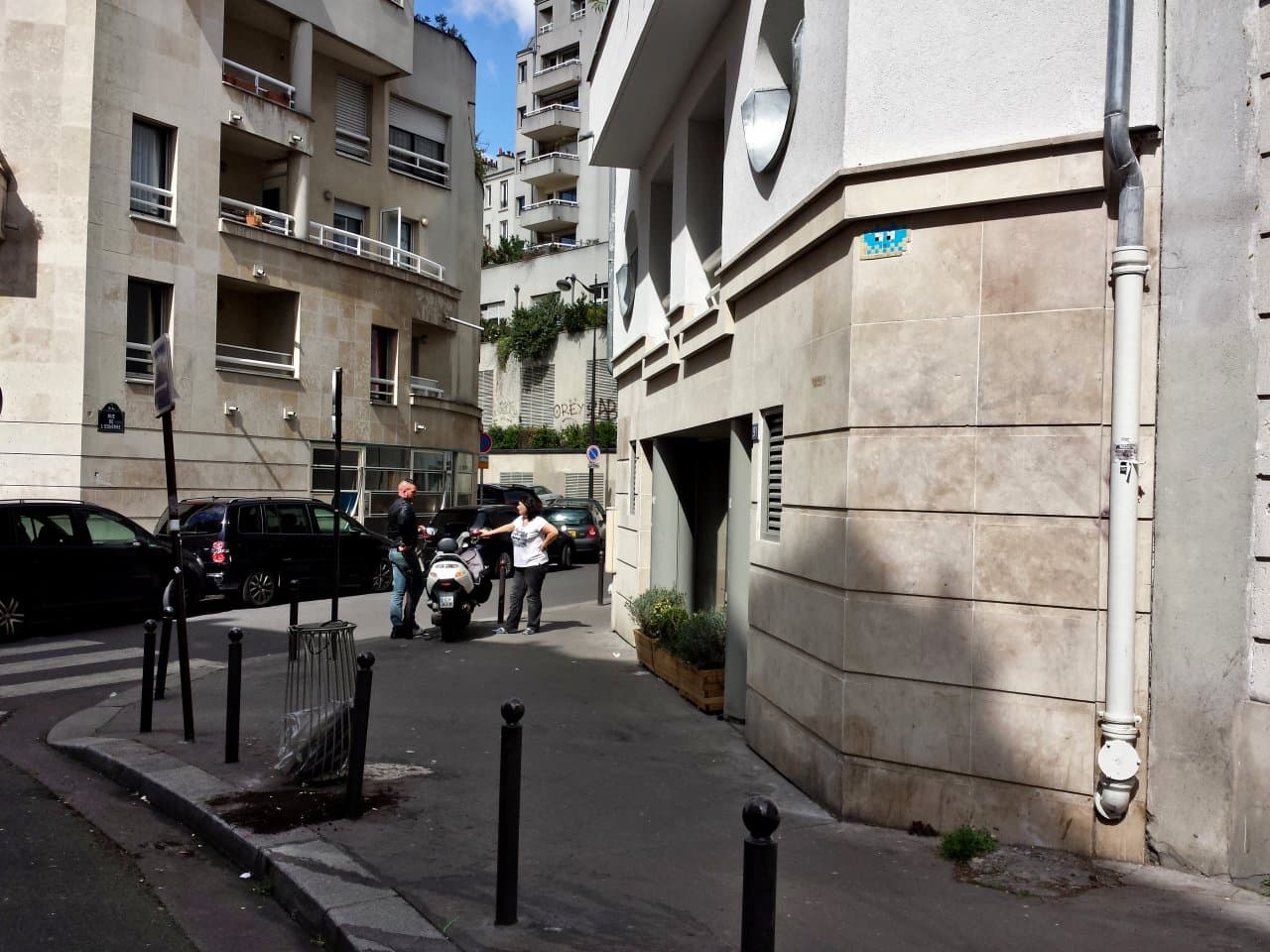 Invader PA_221