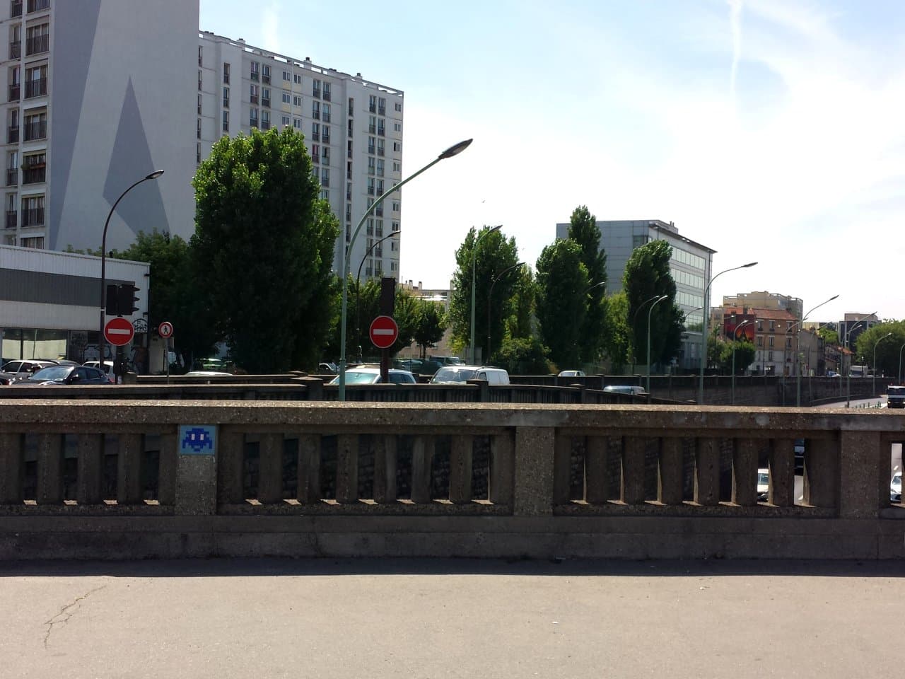 Invader PA_225