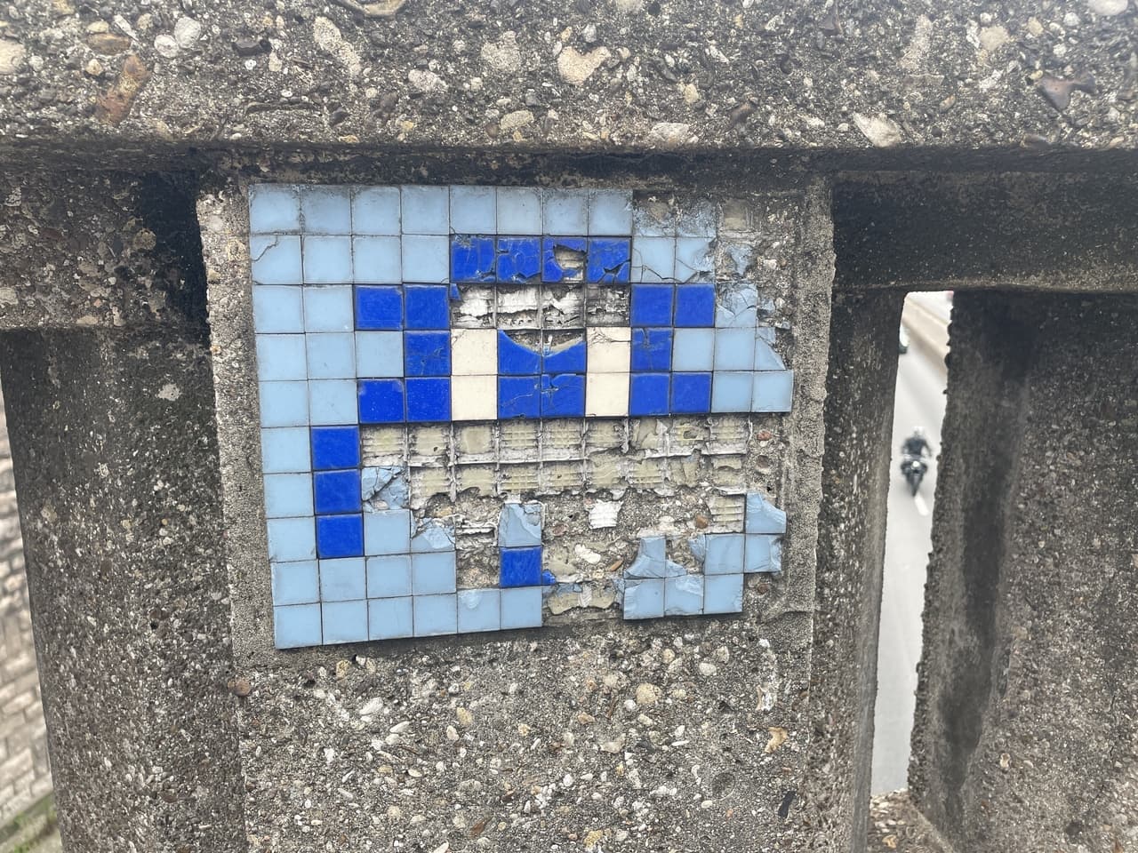 Invader PA_225