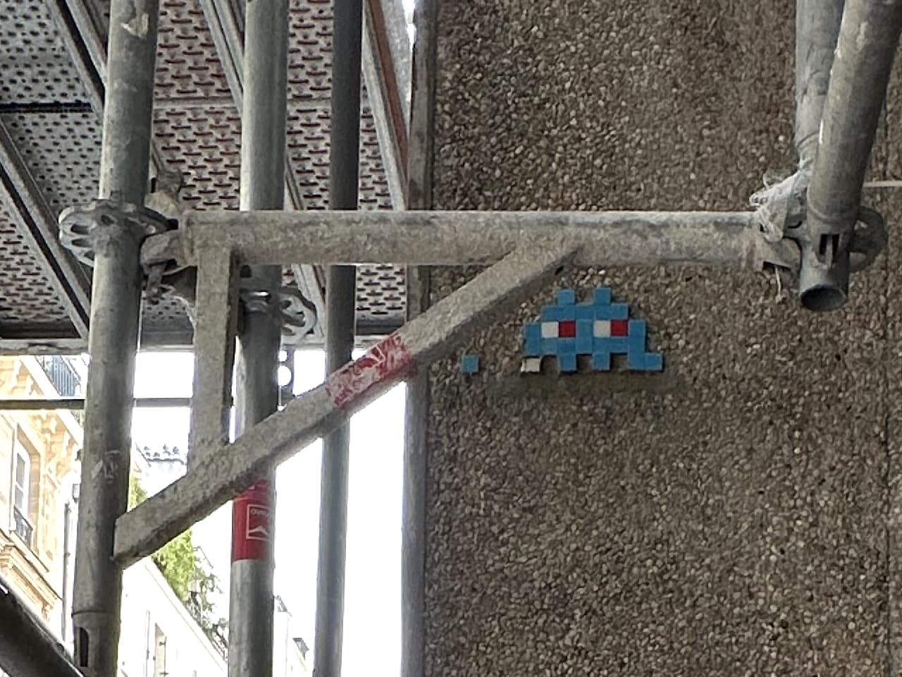 Invader PA_227