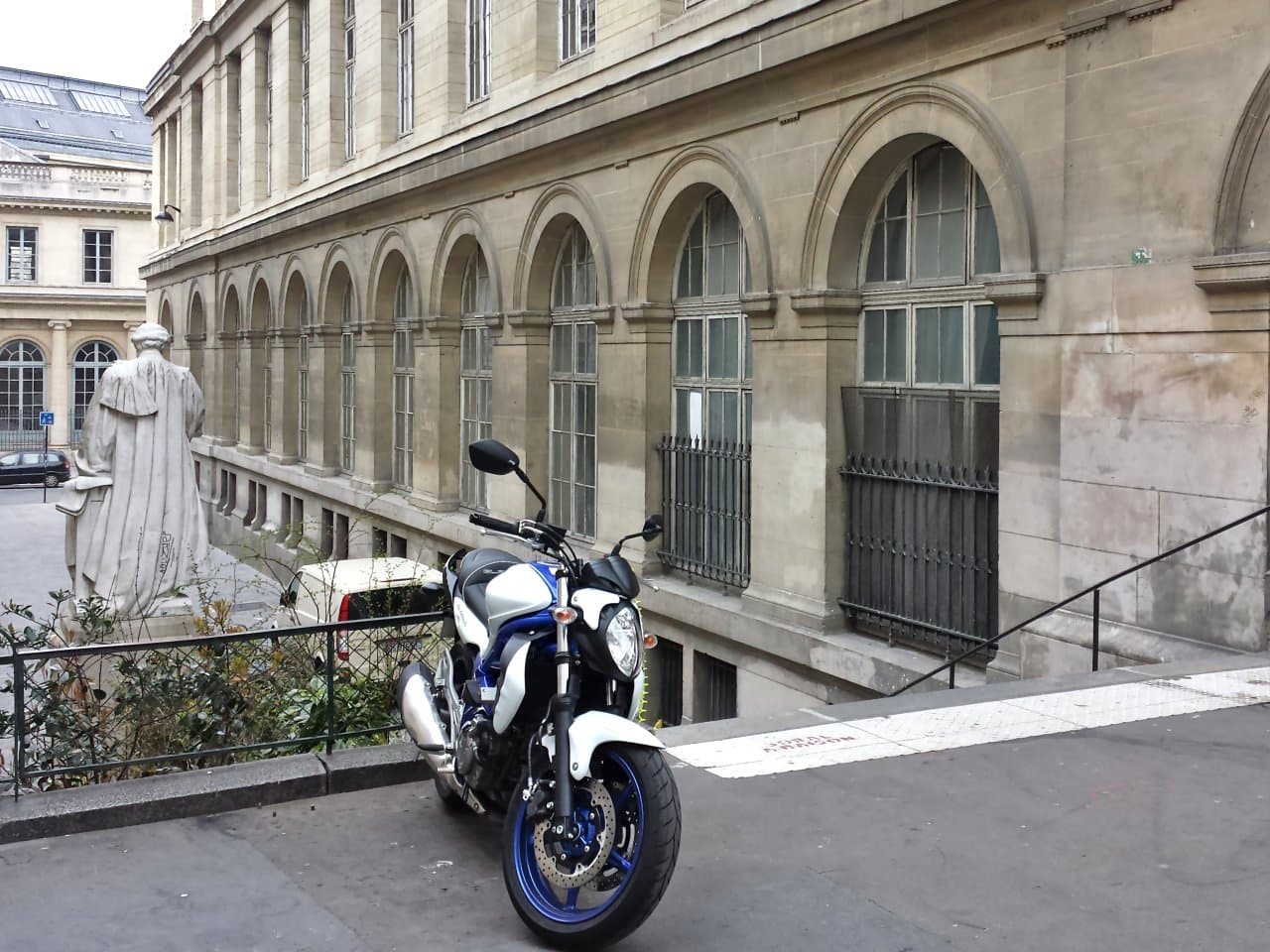 Invader PA_229