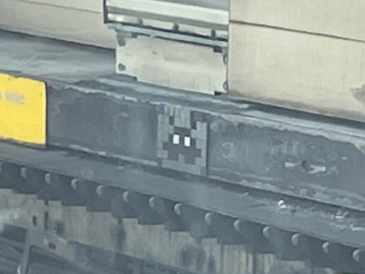 Invader PA_249