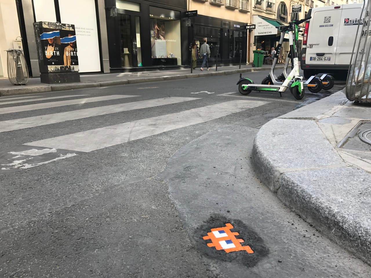 Invader PA_324