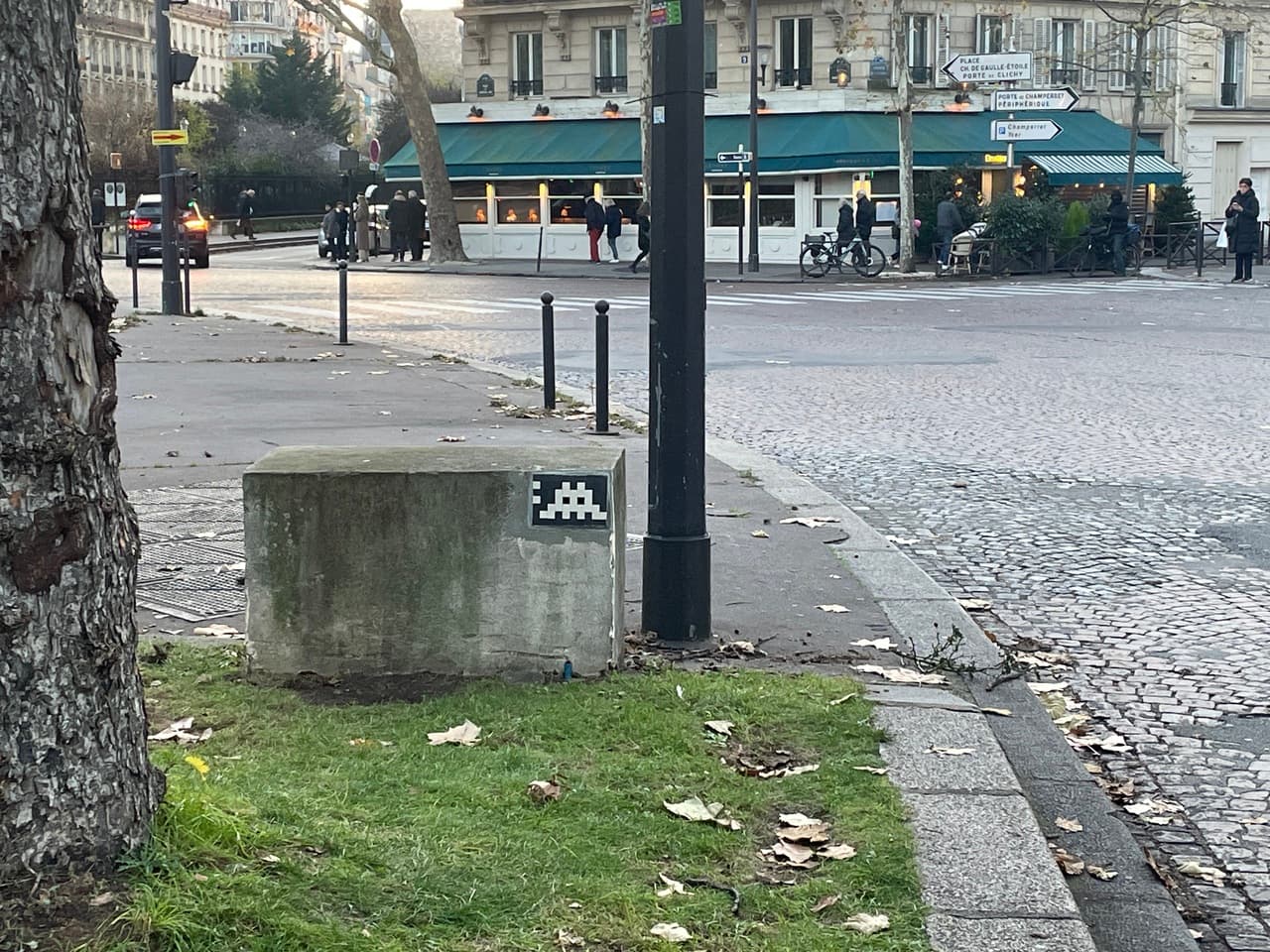 Invader PA_338