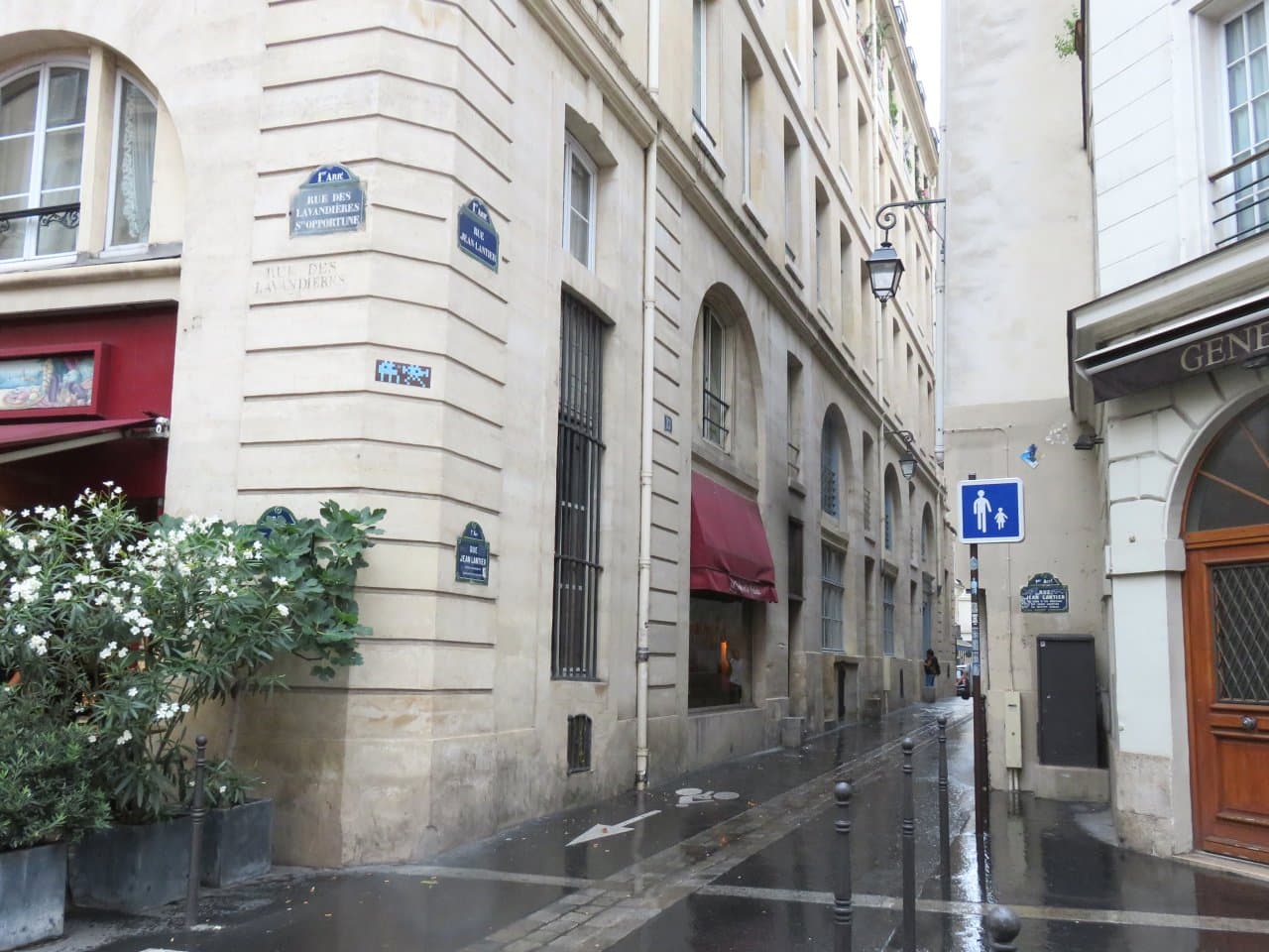 Invader PA_354