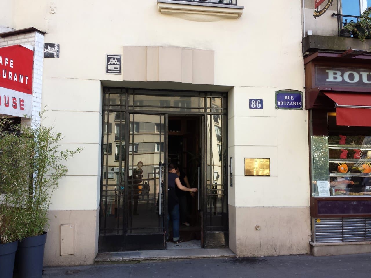 Invader PA_389