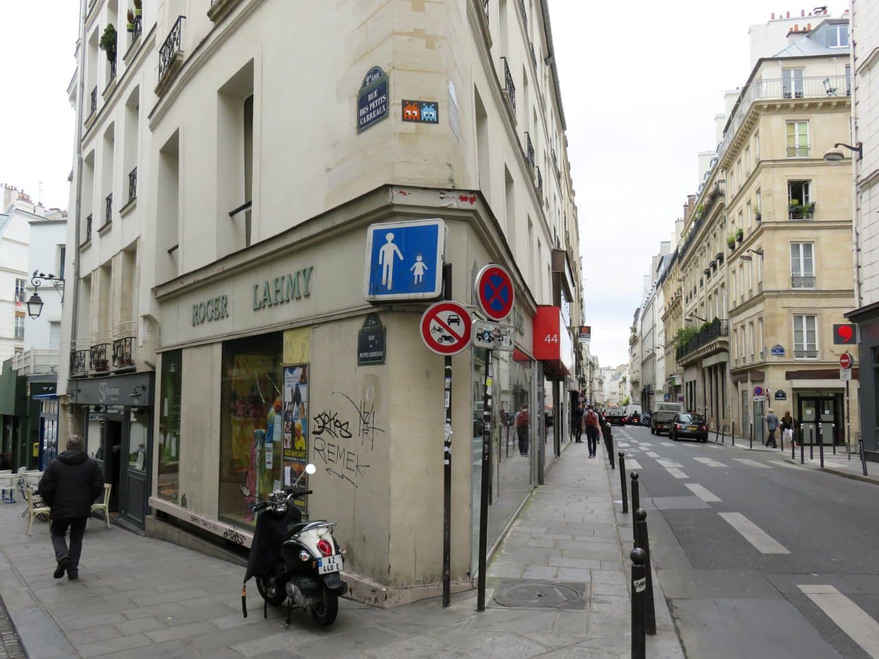 Invader PA_462