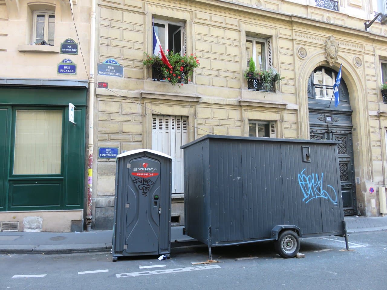 Invader PA_498
