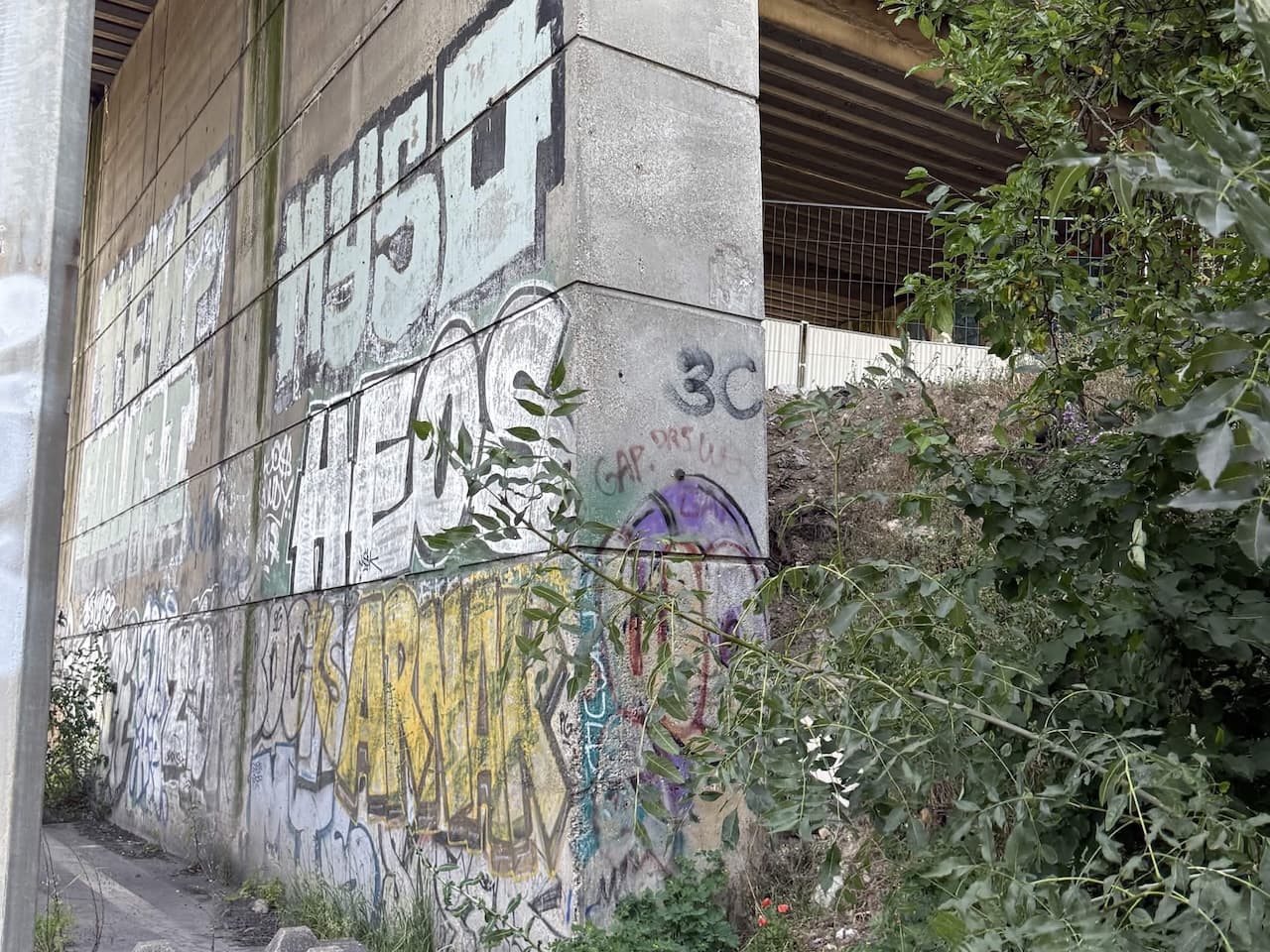 Invader PA_526