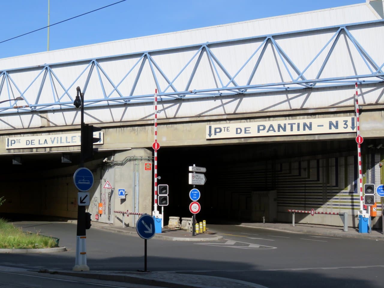 Invader PA_600