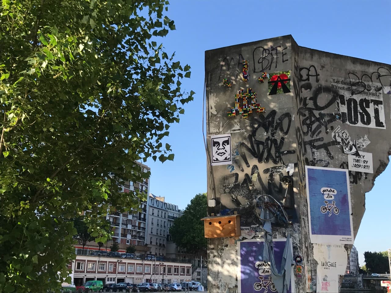 Invader PA_633