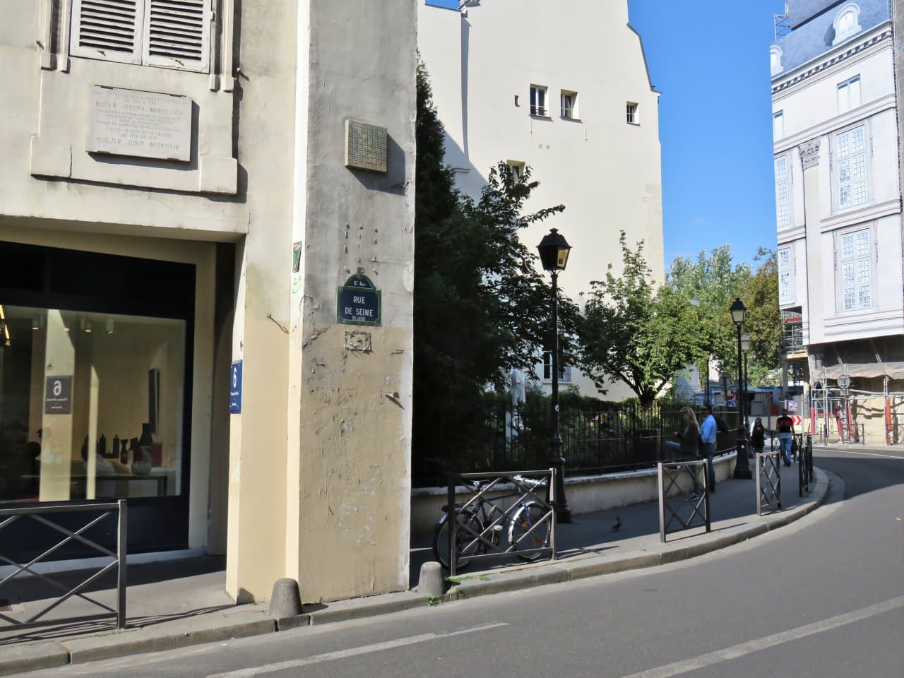 Invader PA_678