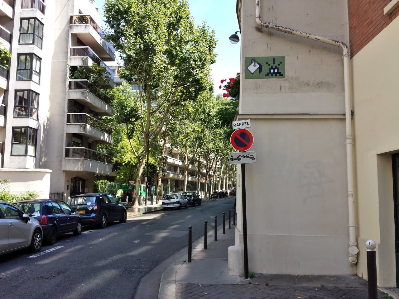 Invader PA_684