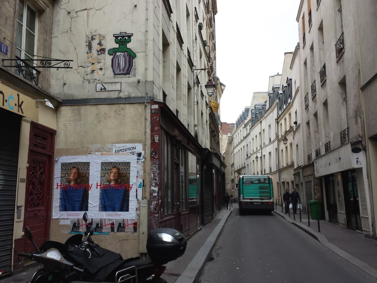 Invader PA_722