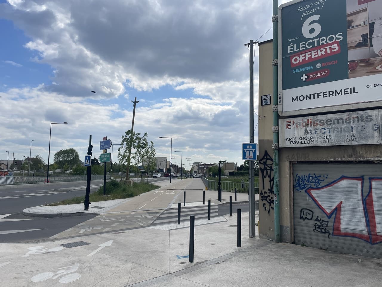 Invader PA_752