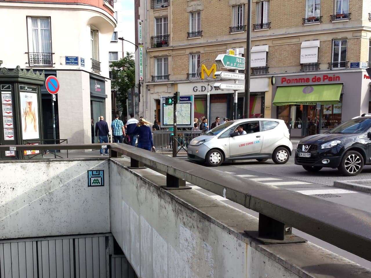 Invader PA_757