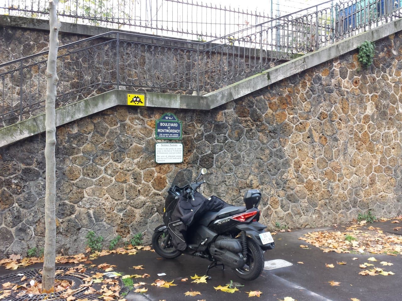 Invader PA_762