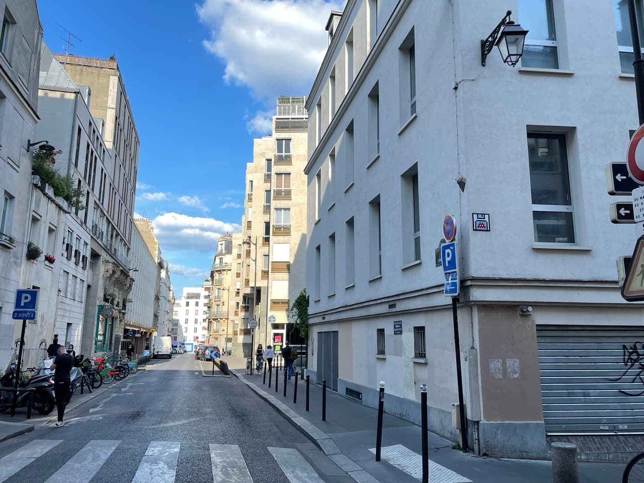 Invader PA_766