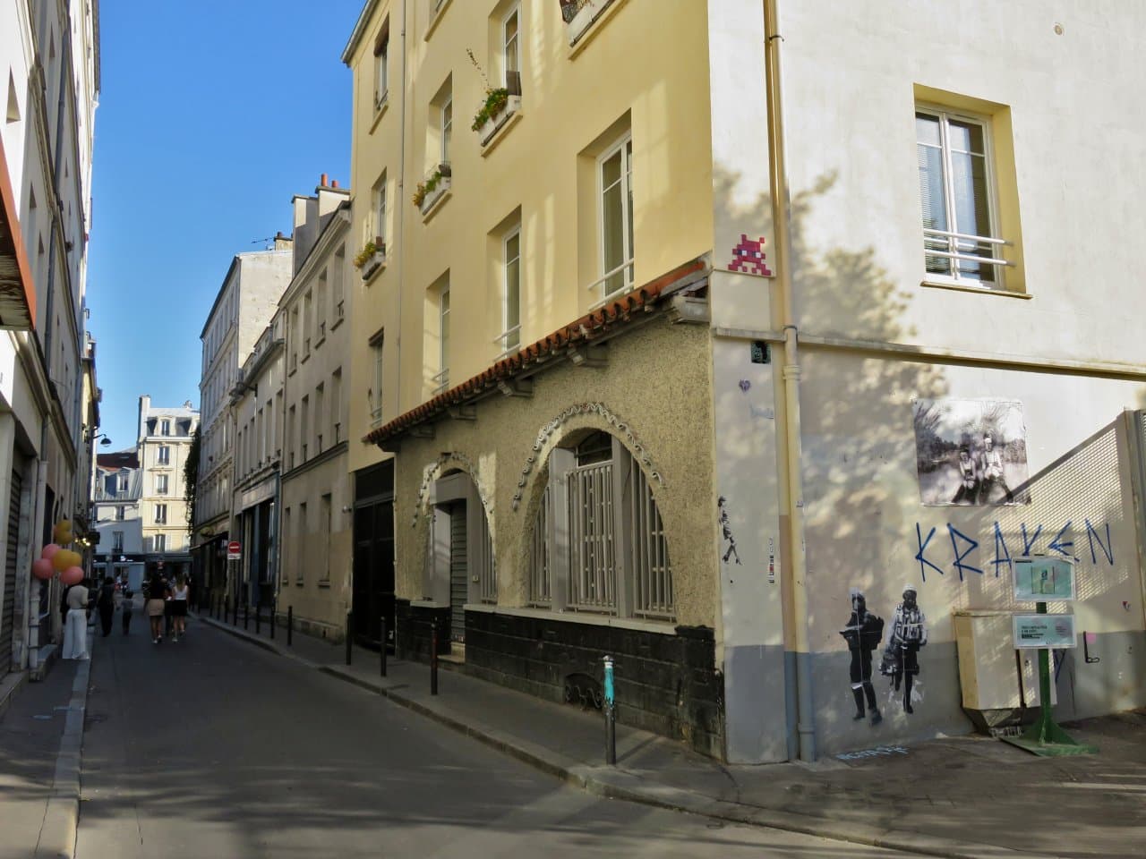Invader PA_836