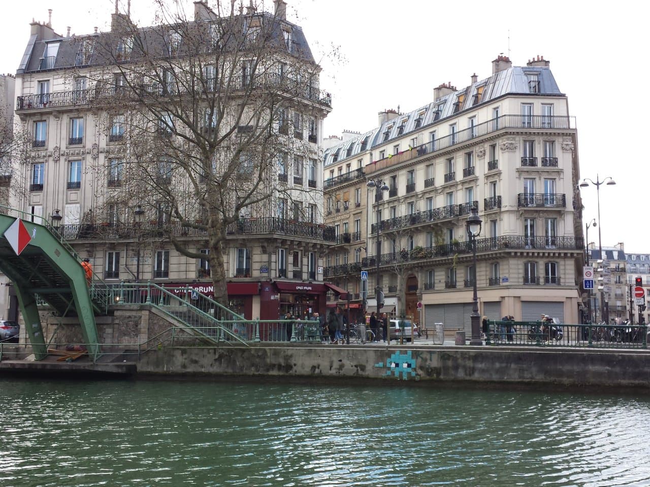Invader PA_869