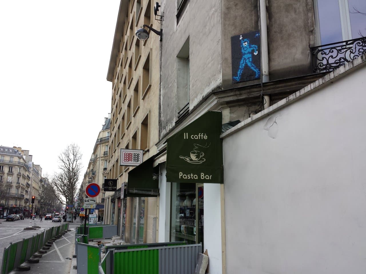 Invader PA_892