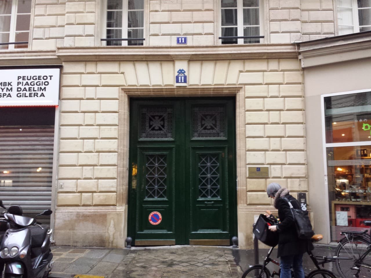 Invader PA_894