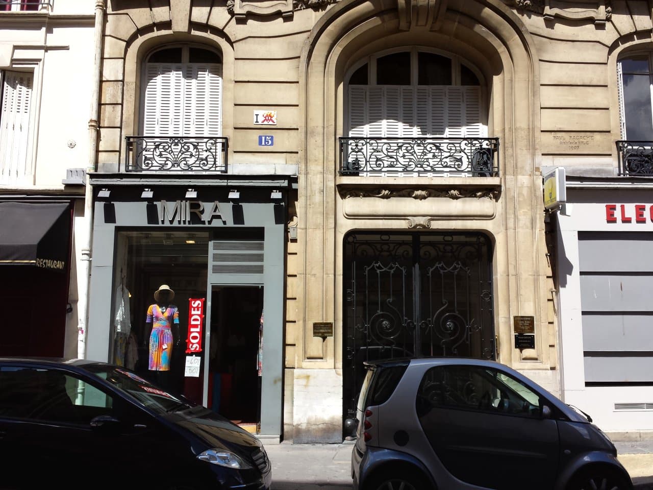 Invader PA_903
