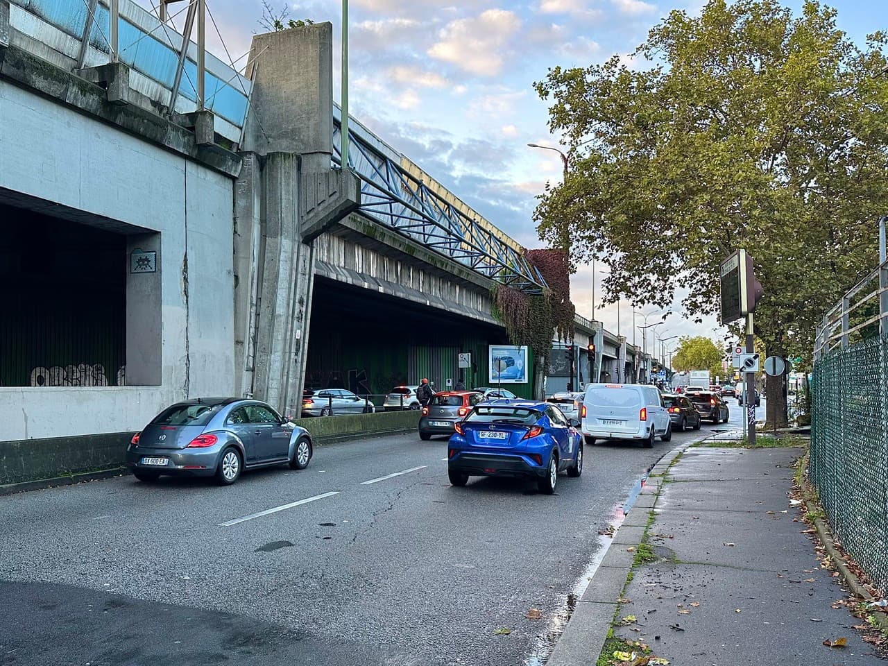Invader PA_909