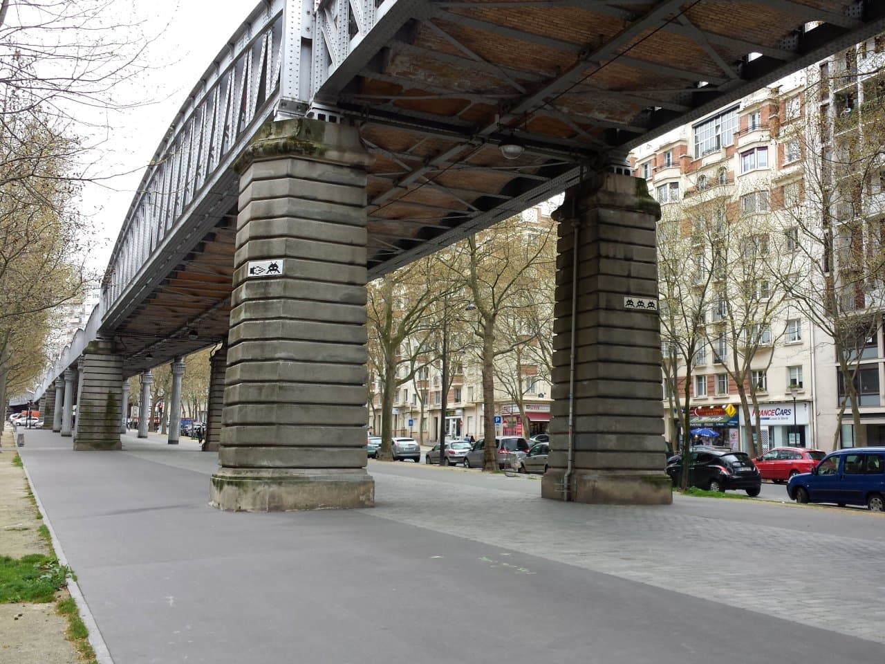 Invader PA_937