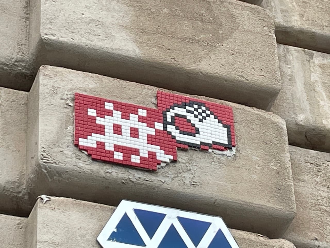 Invader PA_968