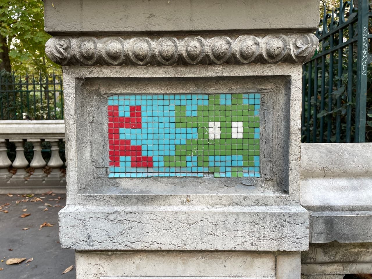 Invader PA_974
