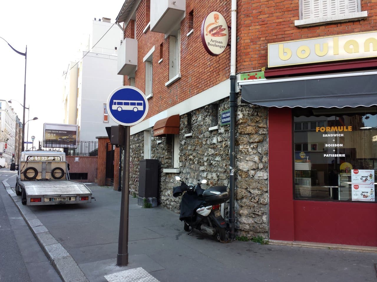 Invader PA_985