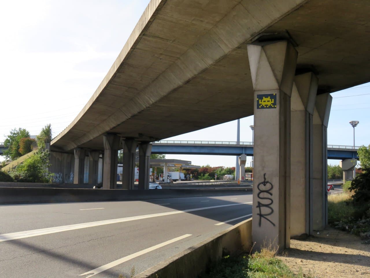 Invader PA_1002