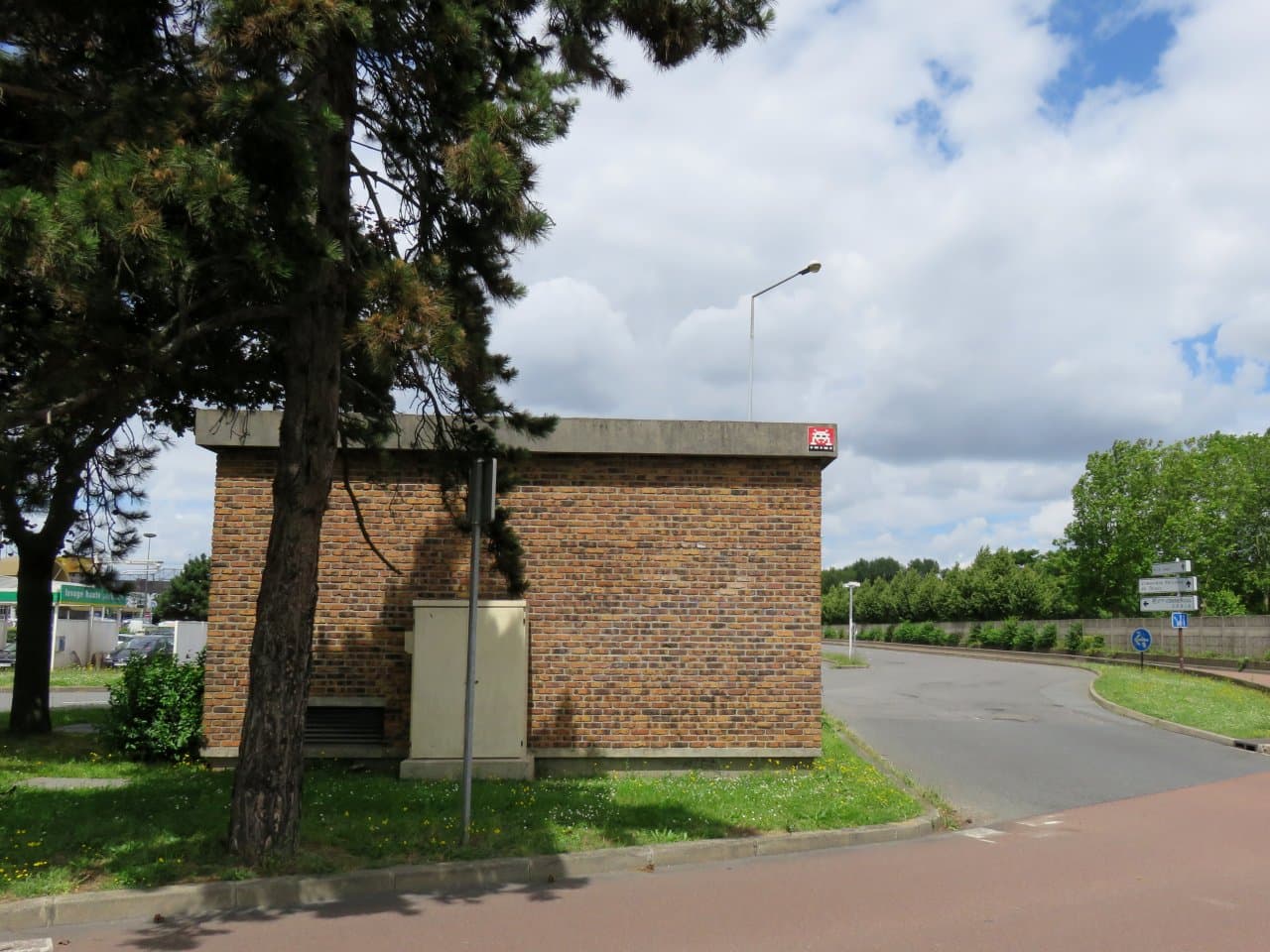 Invader PA_1041