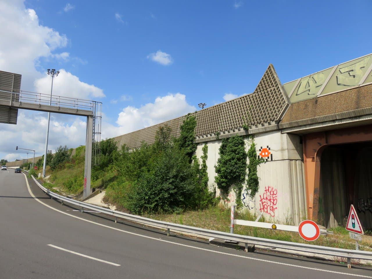 Invader PA_1043