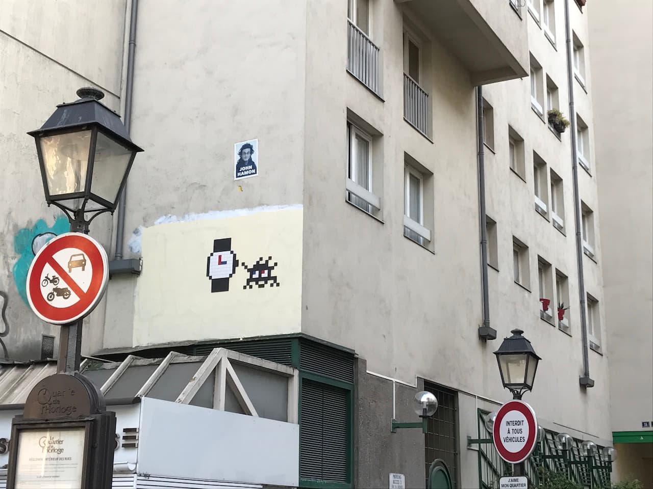 Invader PA_1049