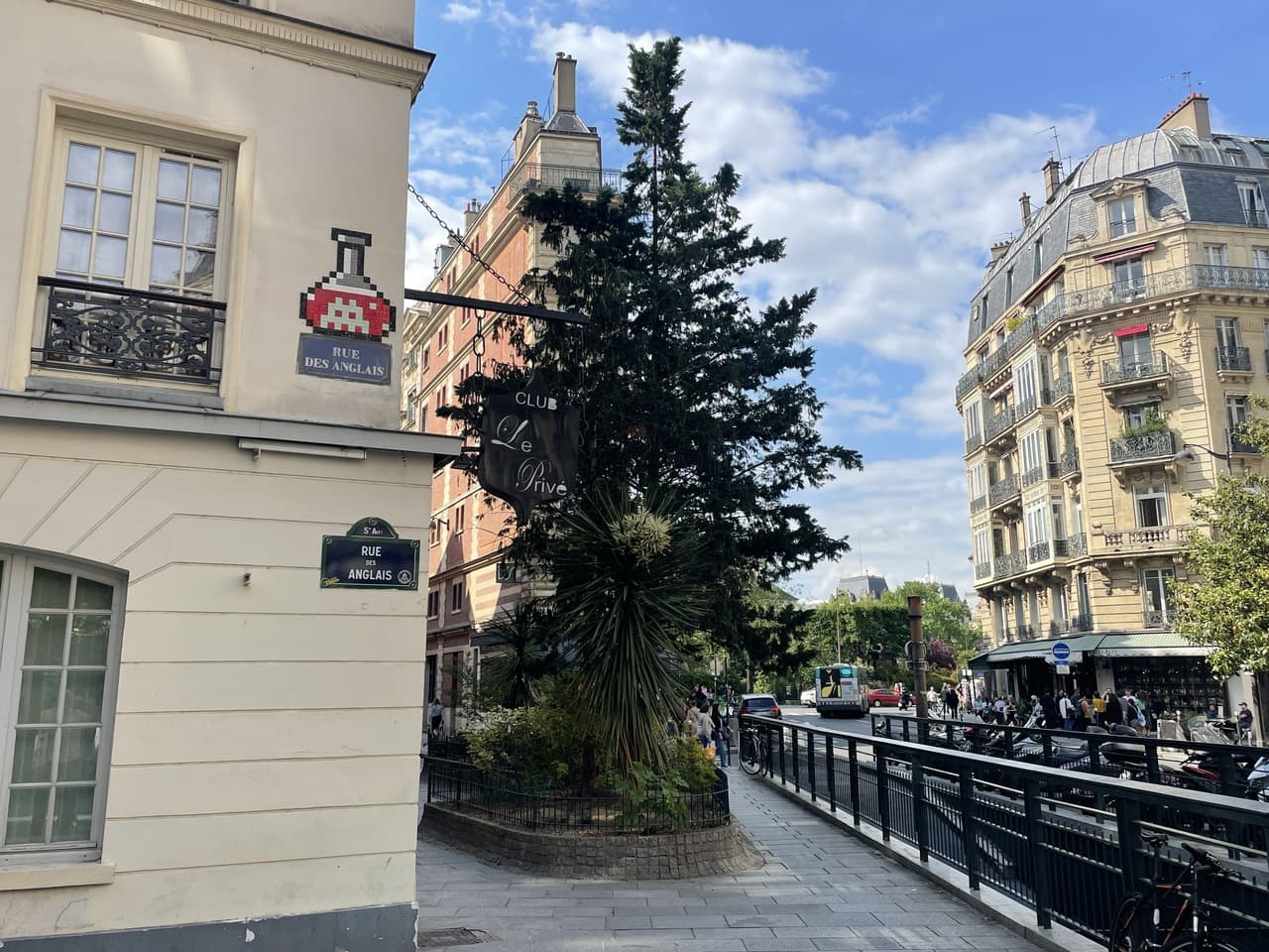 Invader PA_1086
