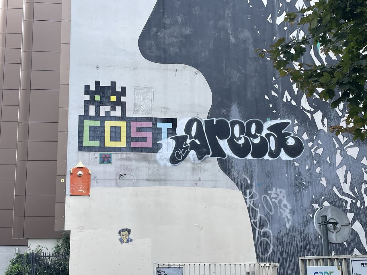 Invader PA_1104